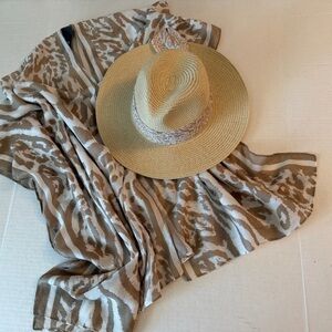 Vince Camuto patterned beach coverup and straw hat O/S new